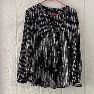 Zac & Rachel black and white blouse XL